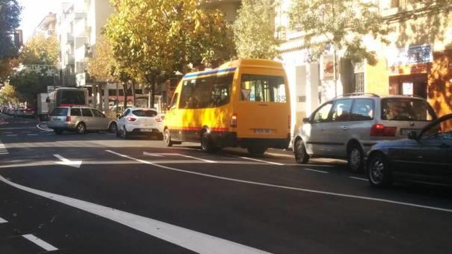 Cues des de la rotonda fins a l&#039;avinguda Sant Narcís.