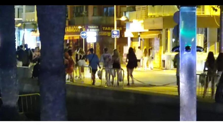 Primera noche de viaje de estudios en Mallorca: &quot;No me atrevo a ir a la playa, no quiero que me multen&quot;