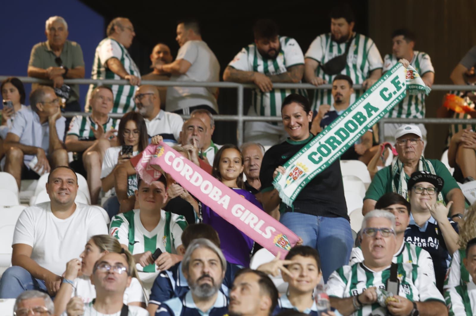 Córdoba CF-Racing de Santander | Las imágenes de la afición en El Arcángel