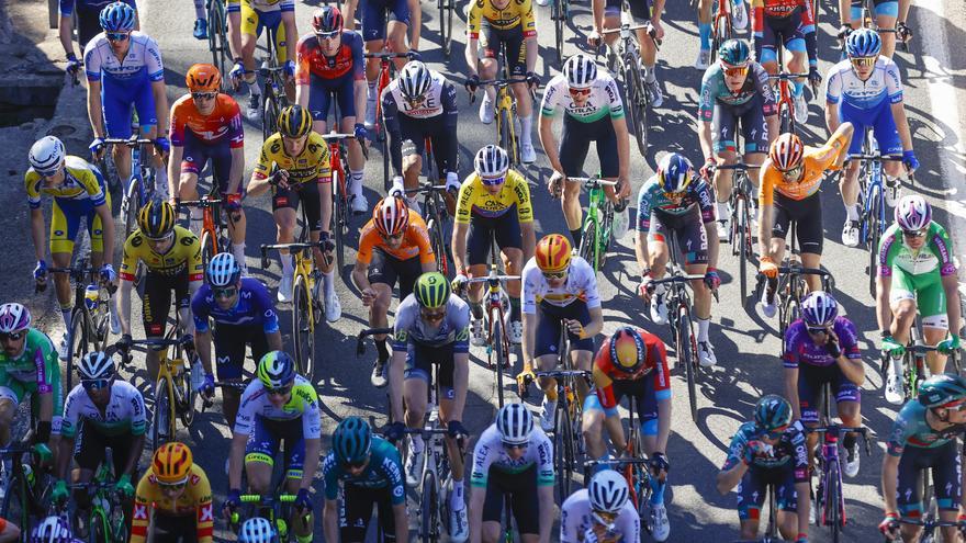 La élite profesional ciclista correrá por la Valldigna en la 75 Volta a la Comunitat