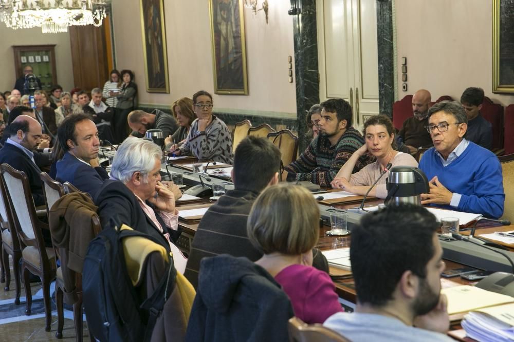 Pleno sobre la memoria histórica en el Ayuntamiento de Oviedo