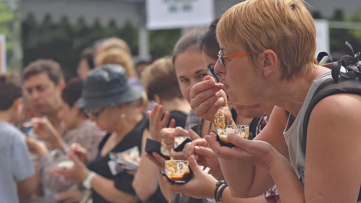 Cordobeses disfrutan de una de las actividades organizadas por Córdoba Califato Gourmet.