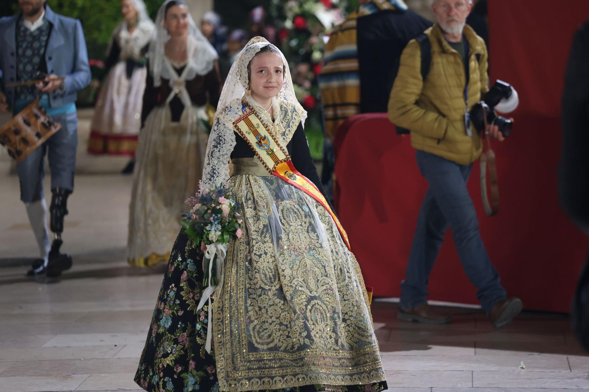 Ofrenda 2023 | Falleras Mayores e Infantiles de comisiones del 17 de Marzo (y II)