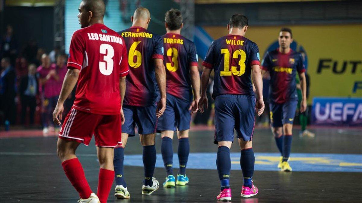 Leo Santana, con el Kairat frente al Barça en la semifinal de 2013