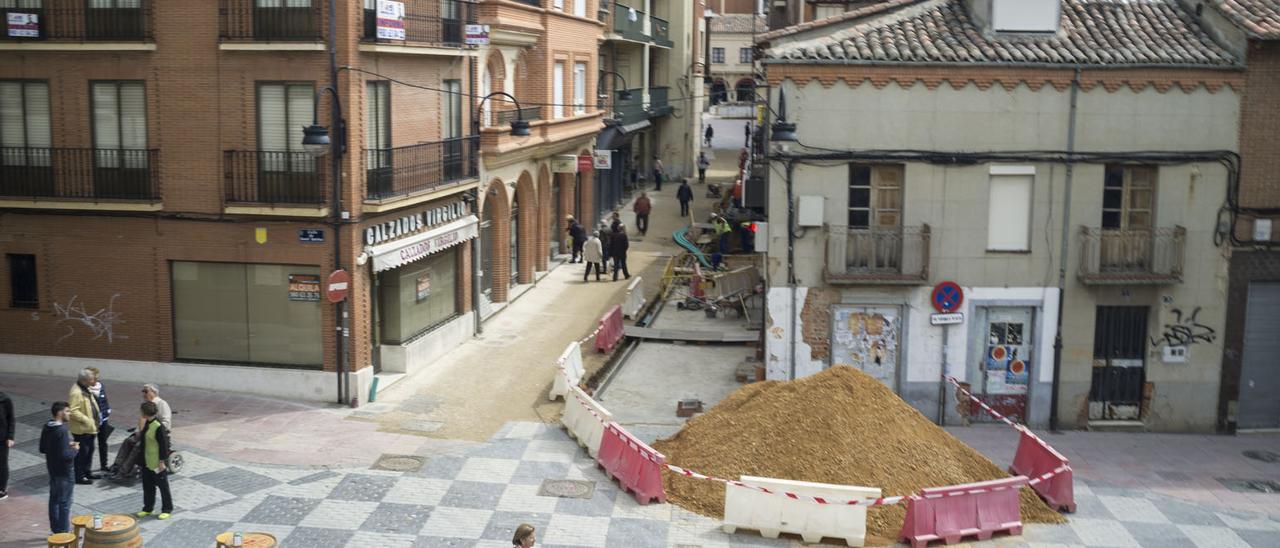 Obras en García Muñóz y Juan Carlos I.