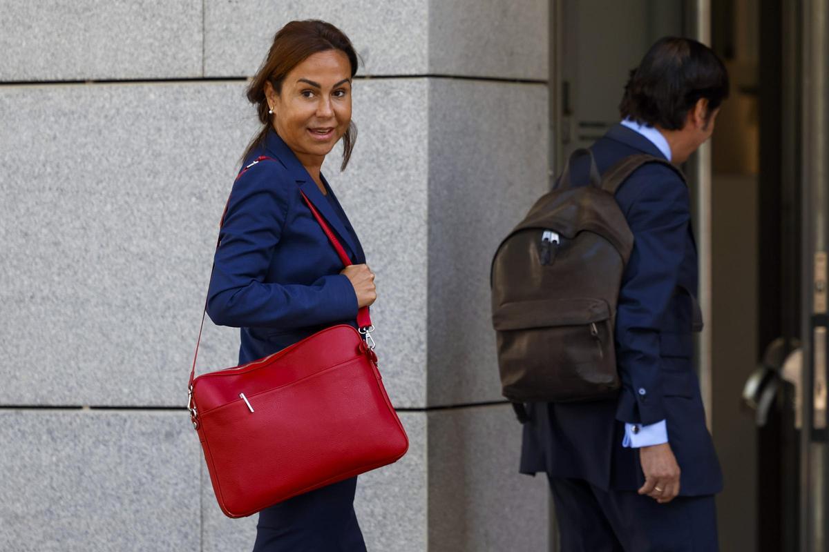 La expresidenta de Adif Isabel Pardo de Vera a su llegada a la Audiencia Nacional en una imagen de arhivo.