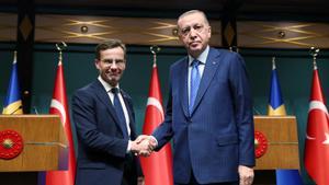  Tayyip Erdogan y el primer ministro sueco Ulf Kristersson