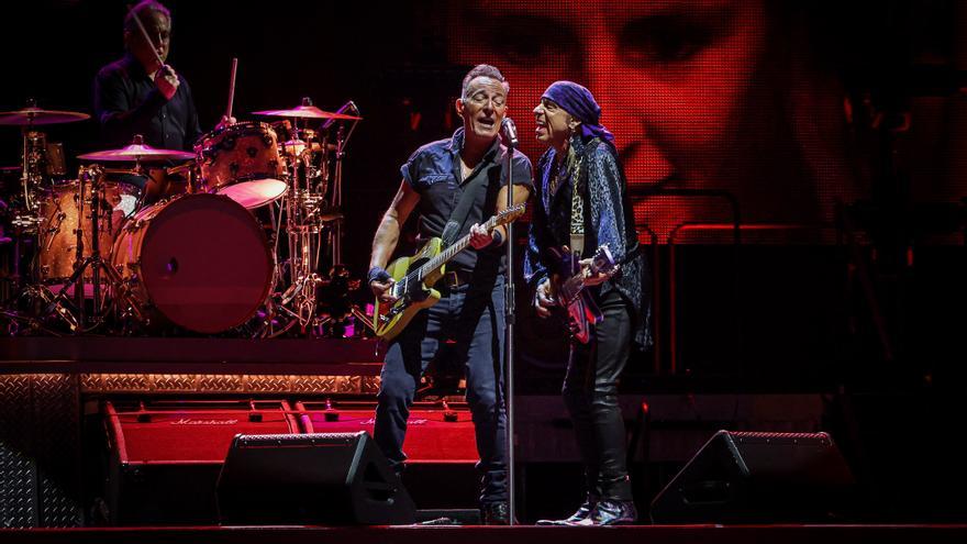 Bruce Springsteen segella el seu idil·li amb Barcelona en un concert apoteòsic