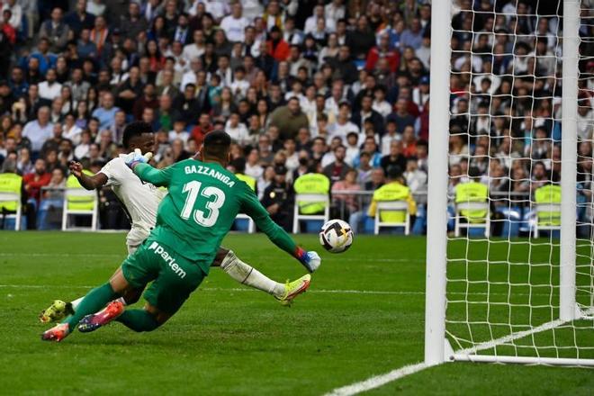 Las mejores imágenes del batacazo del Real Madrid en casa ante el Girona