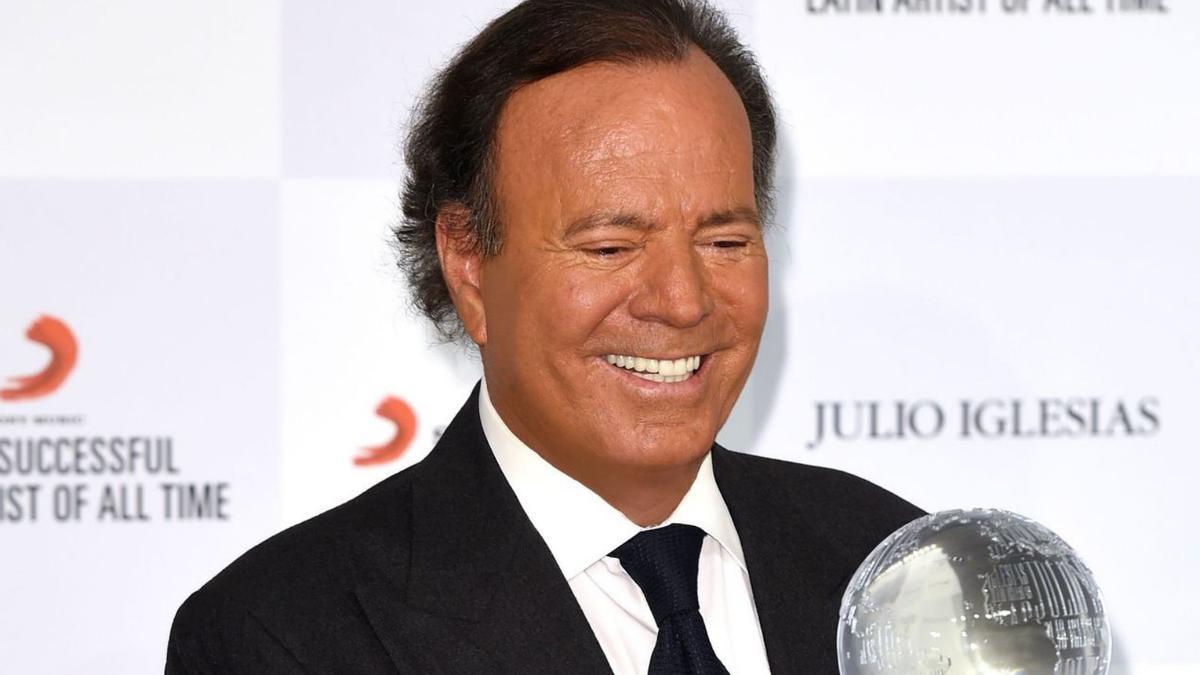 Ewig jung, ewig erfolgreich, ewig verführerisch – das Image von Julio Iglesias.  | FOTO: EUROPA PRESS