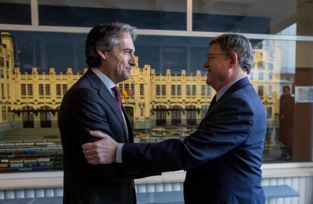 Fomento invertirá 85 millones para conectar el aeropuerto por tren y se da de plazo hasta 2025