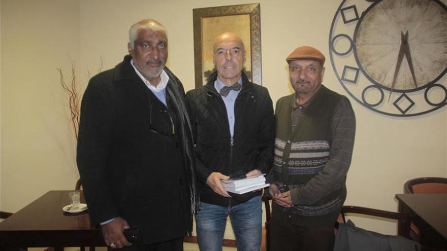 Hurtado apoya a la comunidad Ahmadía de España