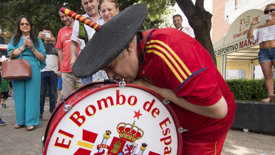 Manolo el del Bombo.