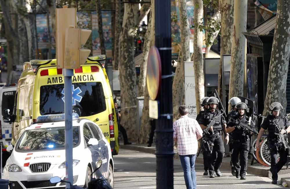 Imatges de l''atemptat de la Rambla de Barcelona