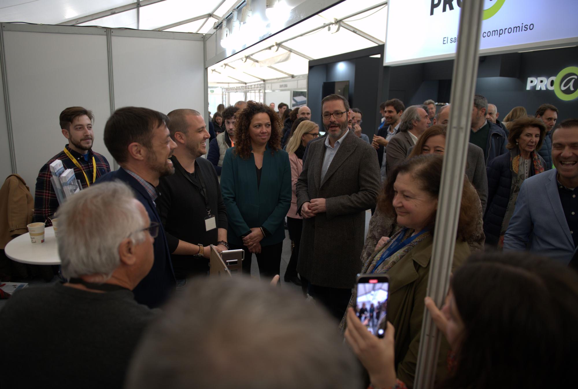 Los chefs demuestran sus habilidades el primer día de la feria de hostelería Horeca Mallorca