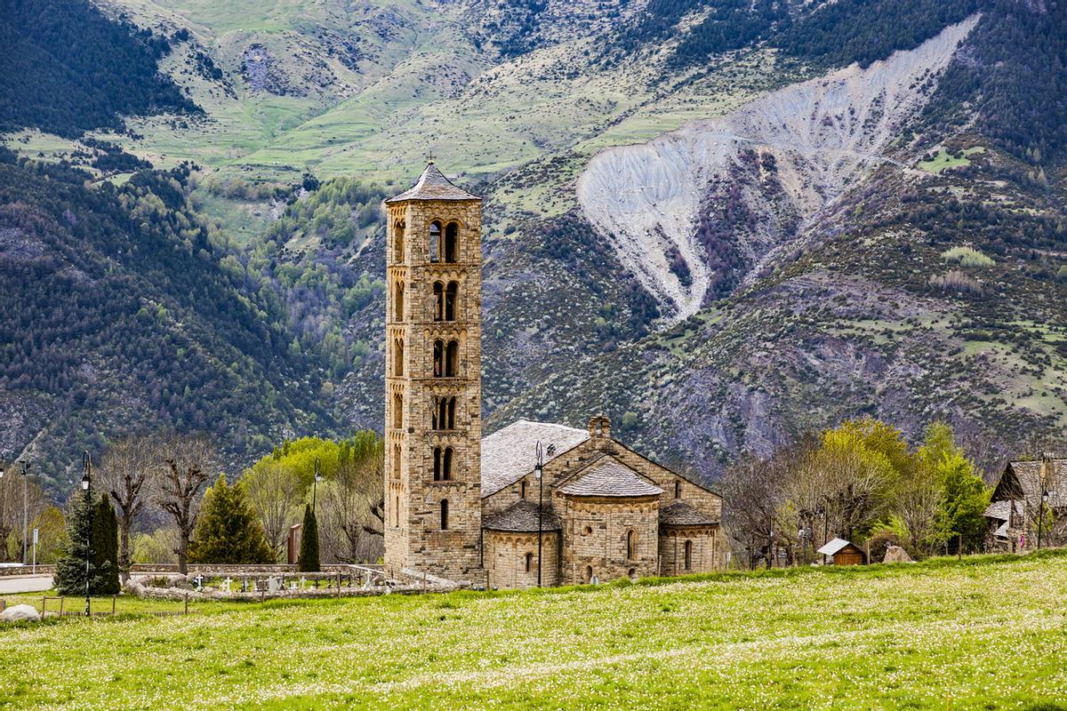 Iglesia románica de Valle España Cataluña Bohi.