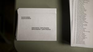 Papeletas electorales en la Universitat de Barcelona, a 12 de mayo de 2024.