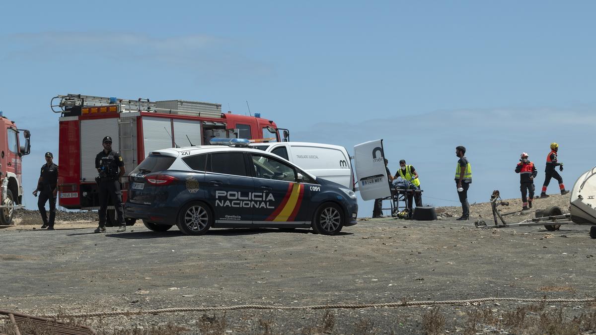 Encuentran el cadáver de un hombre debajo de los escombros de un muro en Arrecife
