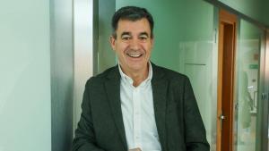 FARO SANTIAGO. ENTREVISTA AL CONSELLEIRO DE EDUCACION ROMAN RODRIGUEZ EN LA SEDE DE LA CONSELLERIA EN SAN CAETANO. XOAN ALVAREZ