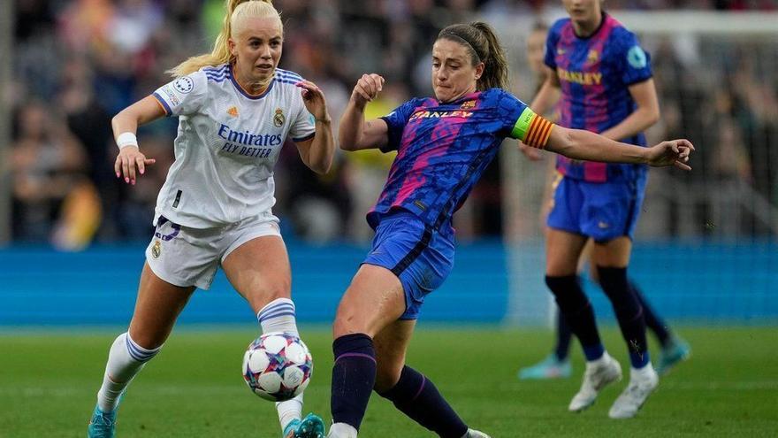 Svava y Alexia en el partido de Champions en el Camp Nou