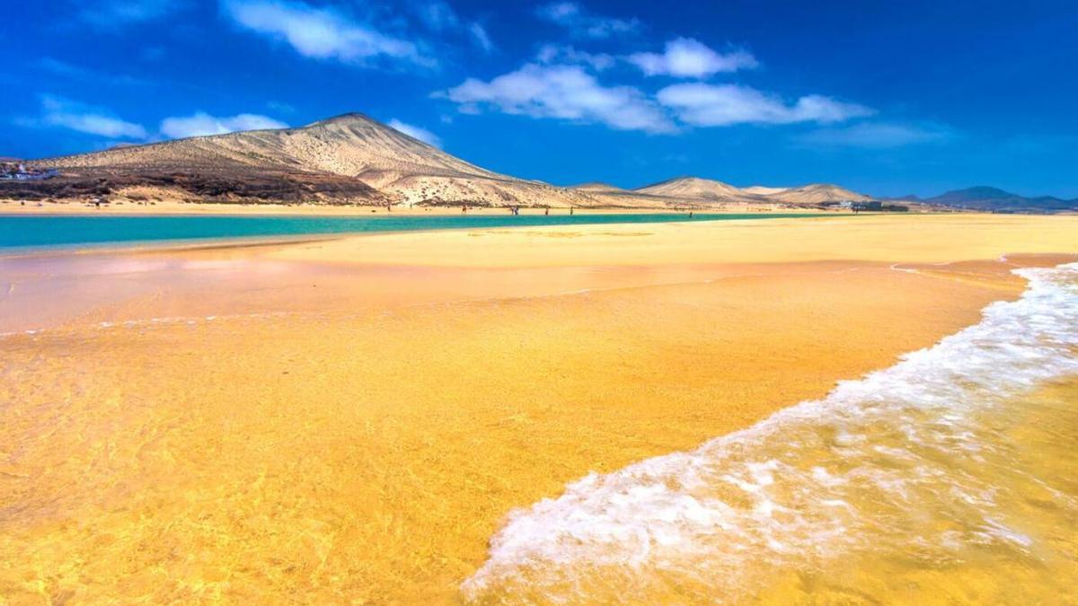 Playas del Islote de Lobos y Fuerteventura