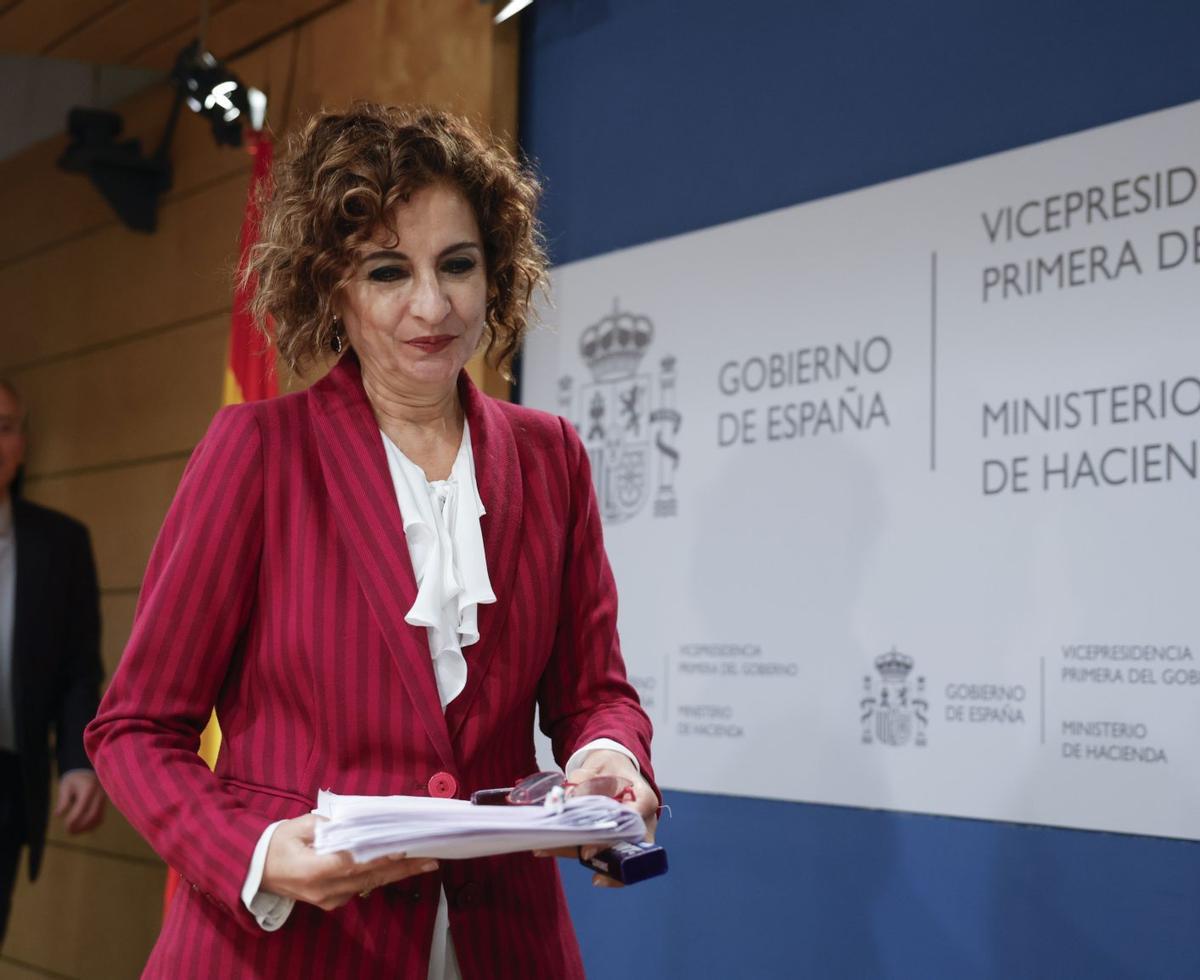 María Jesús Montero, llegando a la rueda de prensa que ofreció el viernes en Madrid.