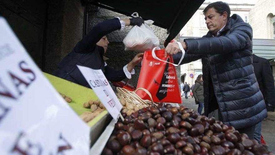 Besteiro, en el Mercado de Abastos de Santiago.