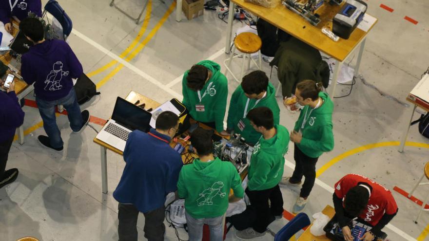 Una trentena d&#039;equips competiran a Palafrugell a la final nacional d&#039;un concurs de robòtica