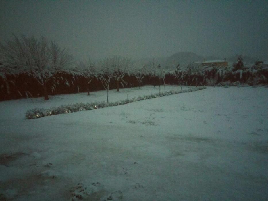 Una vista de Alcoy nevado esta mañana