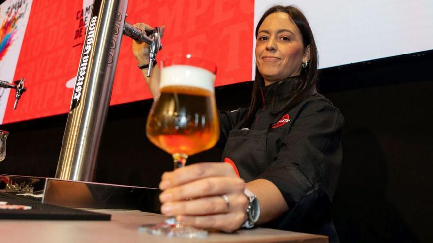 Sonia Falcón, de la cervecería Krazzy Kray de Cambados, se impuso en el campeonato gallego. | E.G.