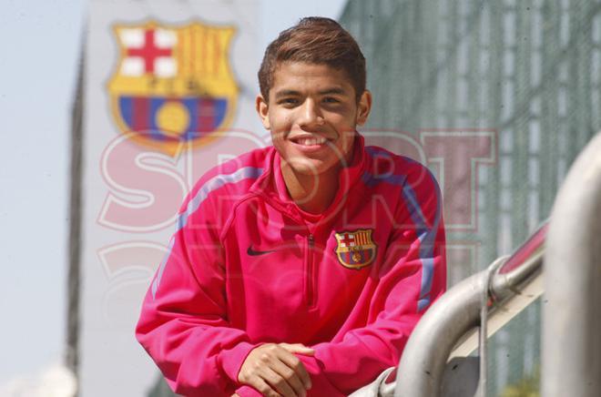 16. Jonathan dos Santos