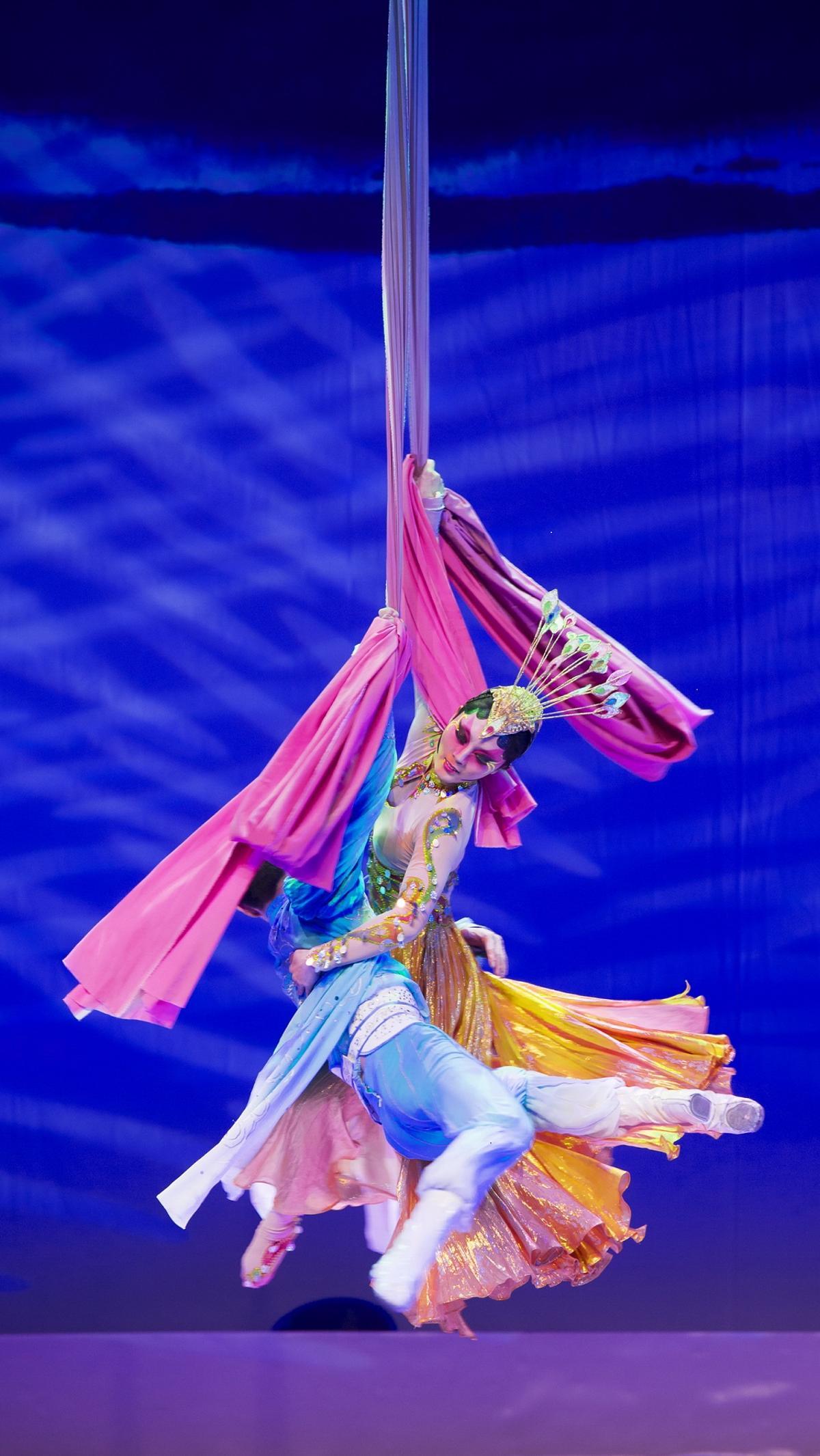 un espectáculo único protagonizado por más de 30 artistas, en su gran mayoría medallistas olímpicos y algunos, incluso, procedentes del Cirque du Soleil.