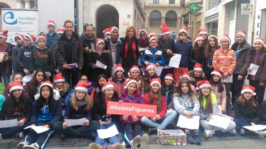 Els alumnes de les Escolàpies canten nadales