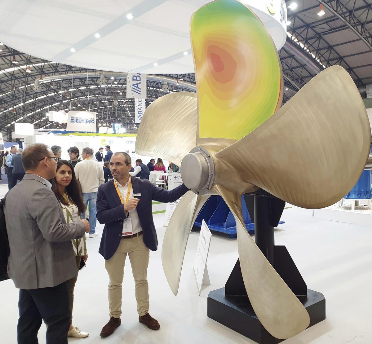 Una hélice en el stand de Navalia de Emenasa, una de las empresas beneficiadas en la convocatoria del CDTI. |