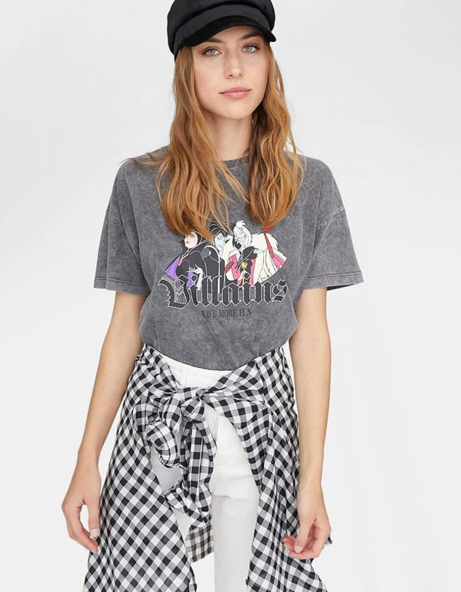 Las villanas de Disney han hecho que esta camiseta Zara sea la más vendida del fin semana Woman