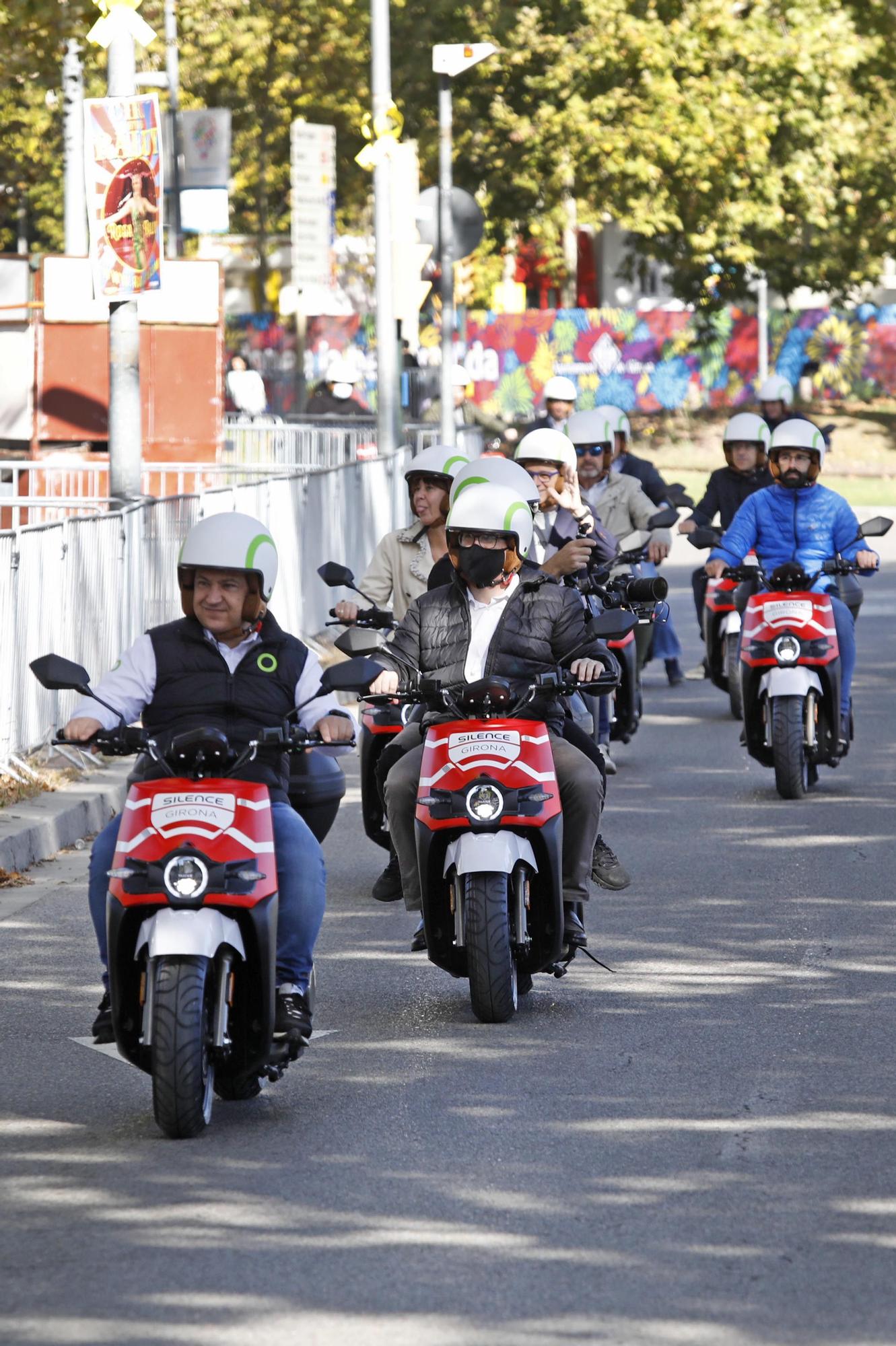 Girona estrena un servei de moto elèctrica de lloguer per minut