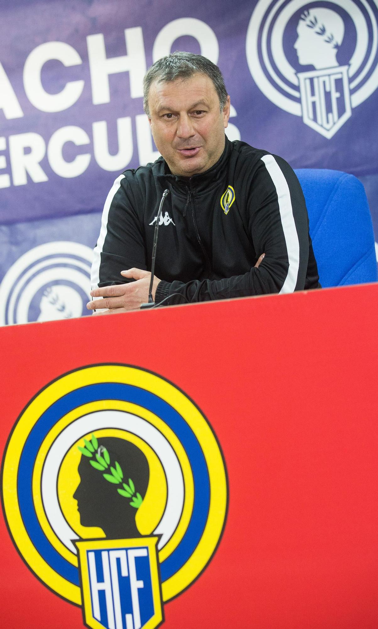 Presentación de Manolo Díaz como nuevo técnico del Hércules