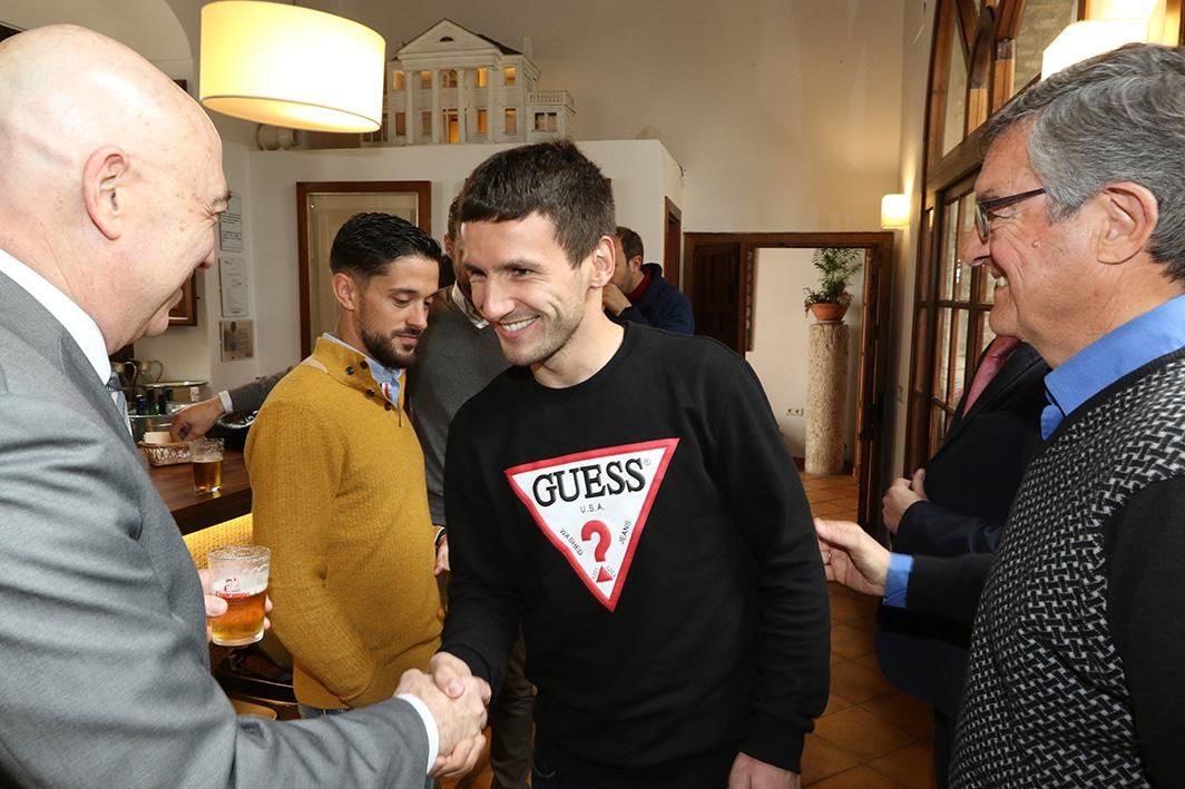 Almuerzo de unión entre consejo y jugadores del Córdoba CF