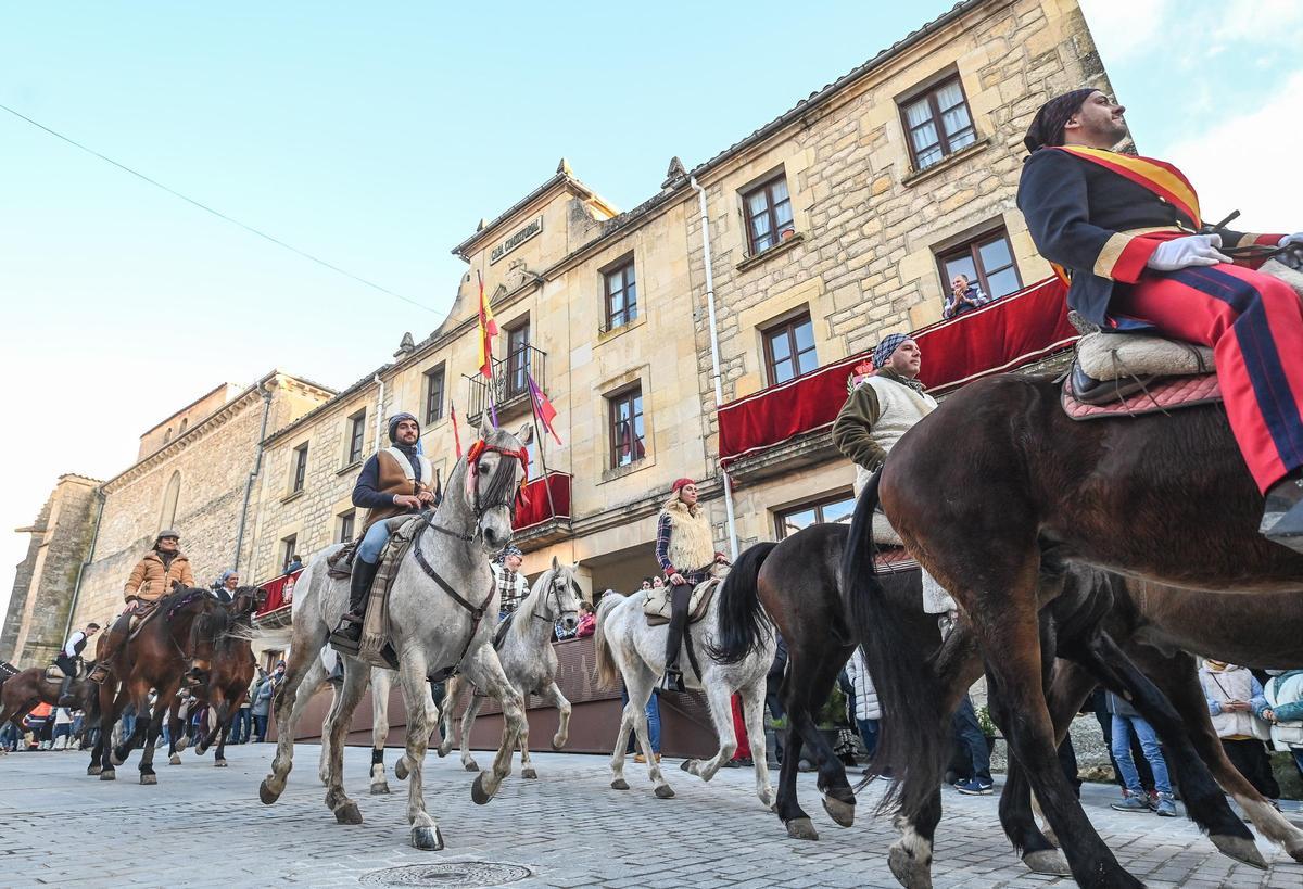 Santo Domingo de Silos (Burgos) vuelve a ser liberada del yugo musulmán  en su tradicional Fiesta de los Jefes