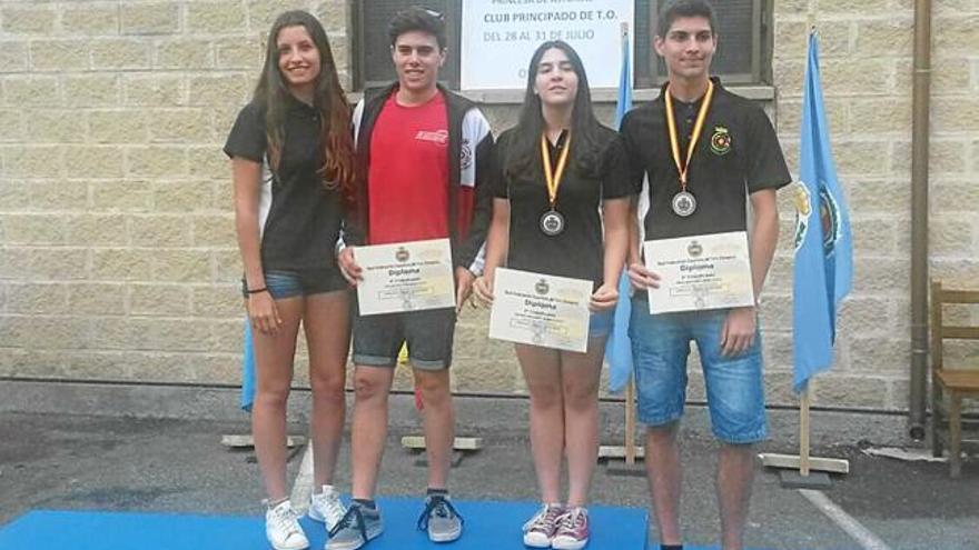 Per l&#039;esquerra, Eva Cuevas, Pau Nacenta, Esther Abizanda i Oriol Martínez