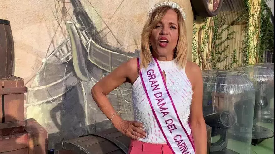 Chari Alvarado, Gran Dama del Carnaval de Las Palmas de Gran Canaria 2020, saluda a los lectores de LA PROVINCIA