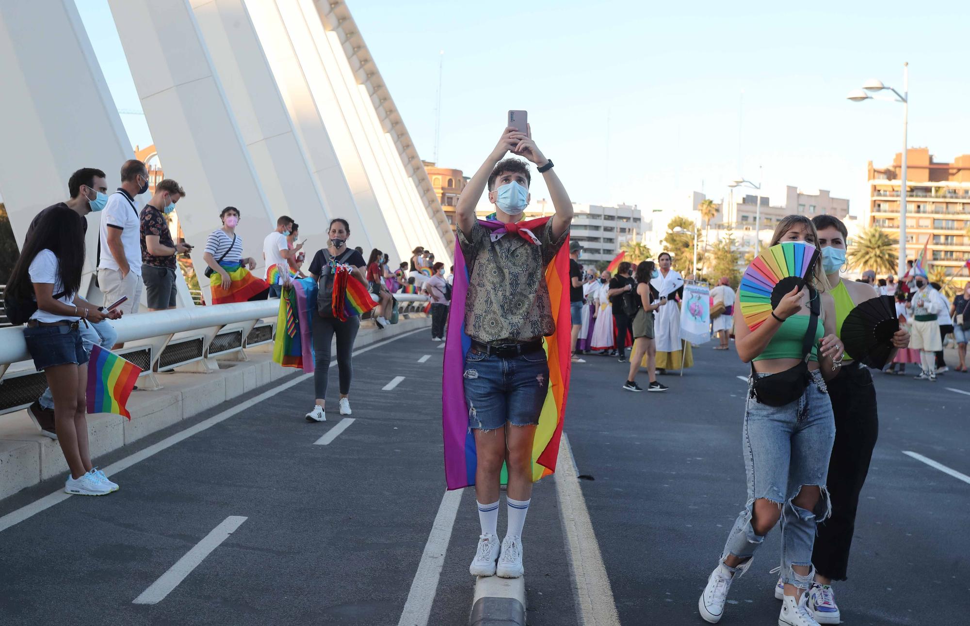 El dia del Orgullo LGTBI+ en València, fue una fiesta