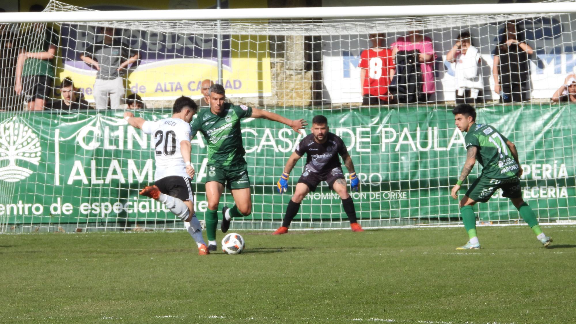 Las mejores imágenes del encuentro entre el Arenteiro y el Burgos Promesas (2-1)