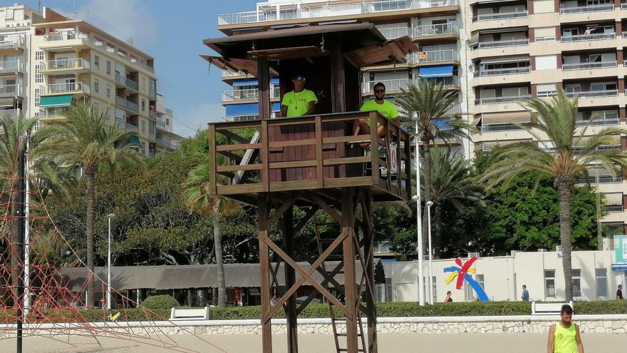 Cullera repone durante la Semana Santa el servicio de socorrismo