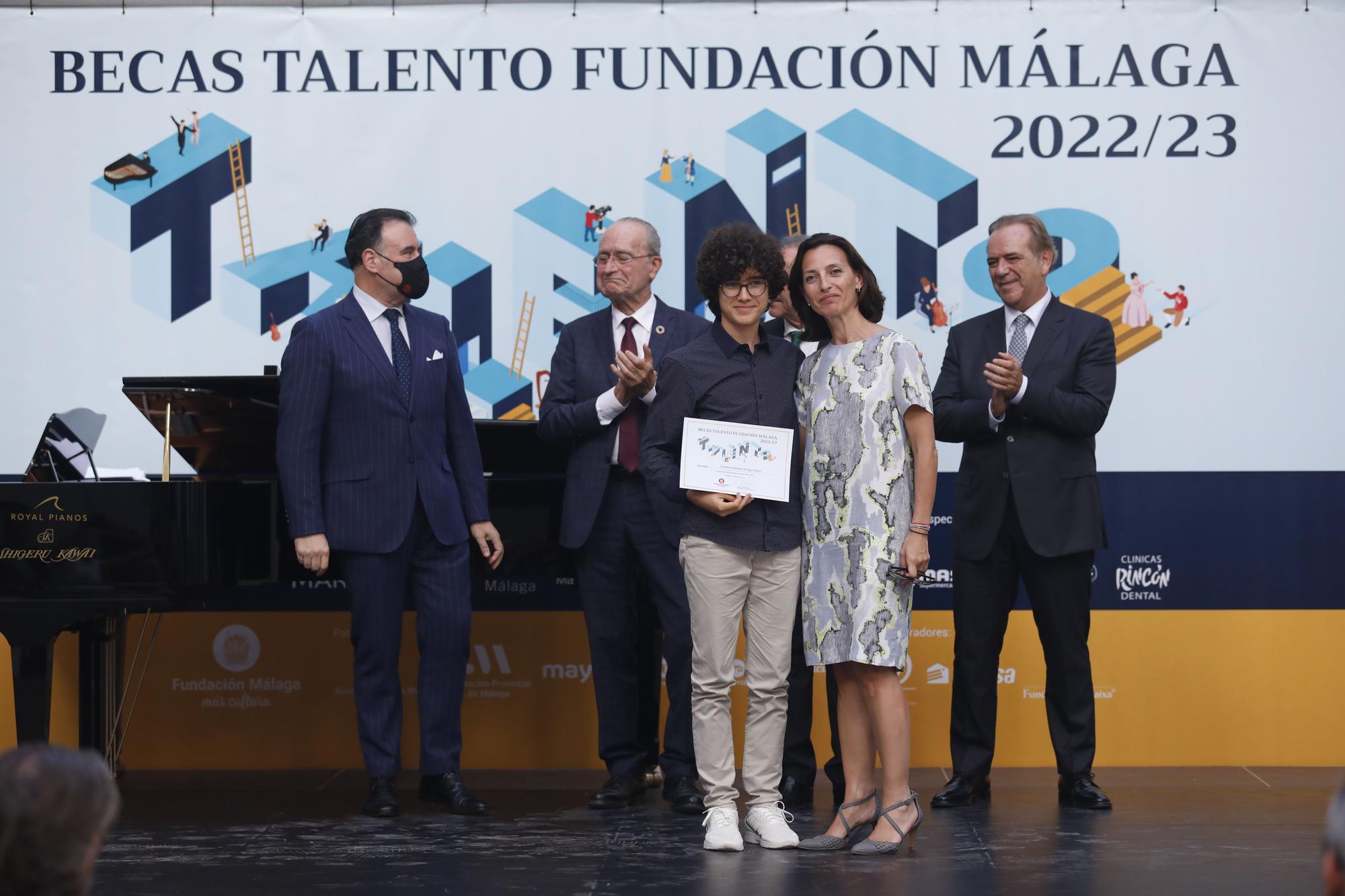 Entrega de las becas talento de la Fundación Málaga 22/23