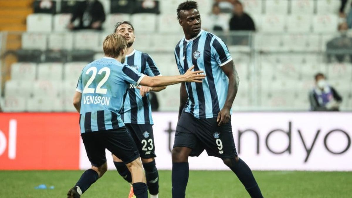 Balotelli, con el Adana Demirspor