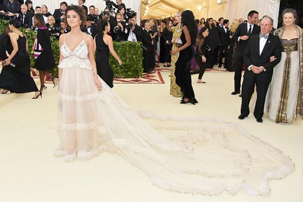 Selena Gomez, que este año no se ha currado mucho su look de la Gala Met