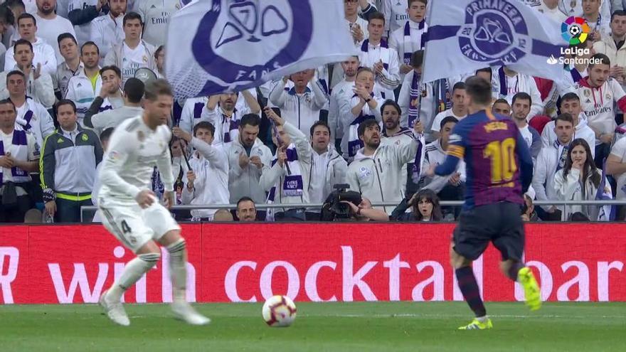 LaLiga Santander: polémica por manotazo de Ramos a Messi