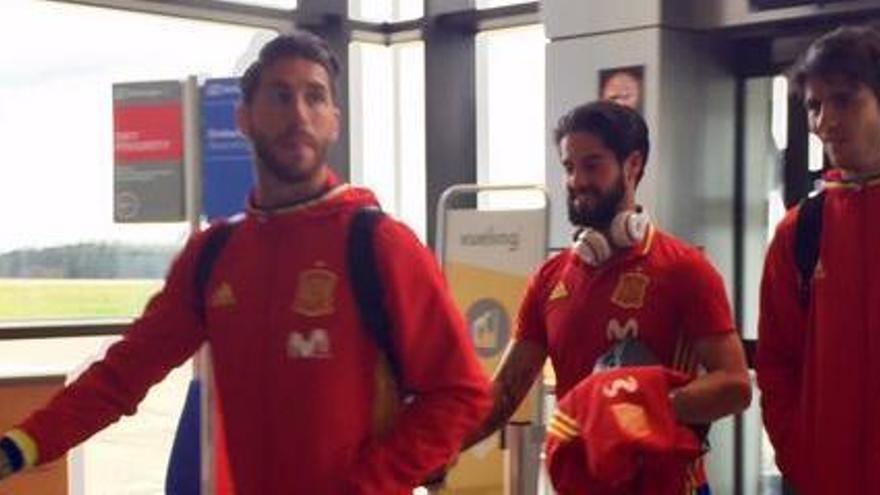 La selección española llega a Asturias