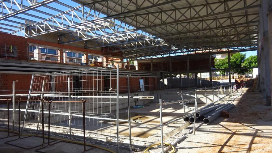 La constructora de la piscina de Xàbia asegura que concluirá las obras en “marzo o abril”